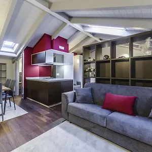 New Luxury , Venezia Italia
